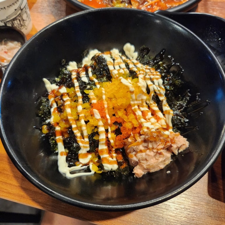 오빠족발 이미지