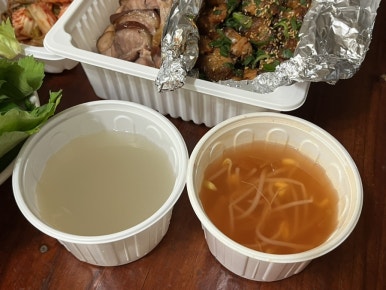 욱이족발 이미지