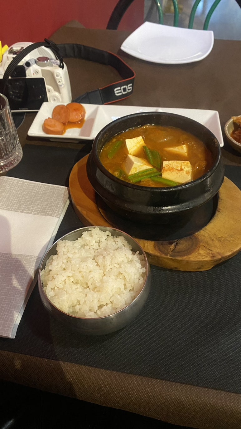 왓다민박 이미지