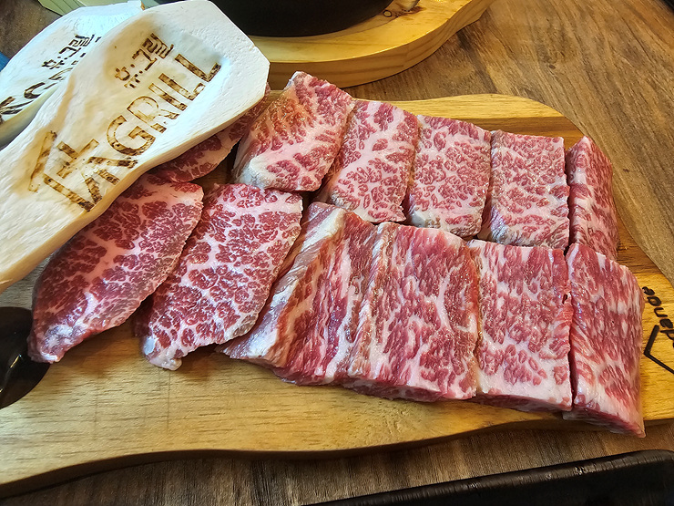 휴그릴 이미지