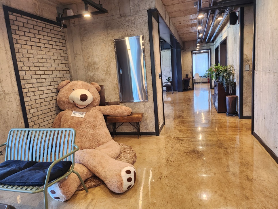 앙 갤러리 카페 이미지