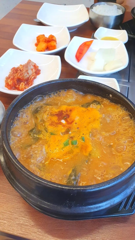 라온감자탕 충무공점 이미지