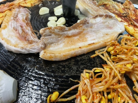 빨리와솥뚜껑삼겹살 이미지