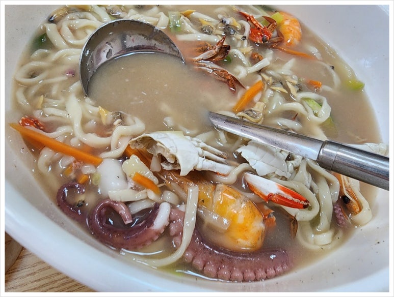 왕진물칼국수 이미지
