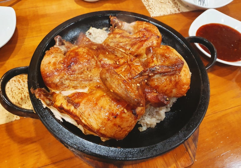 꼬꾸이누룽지통닭 이미지