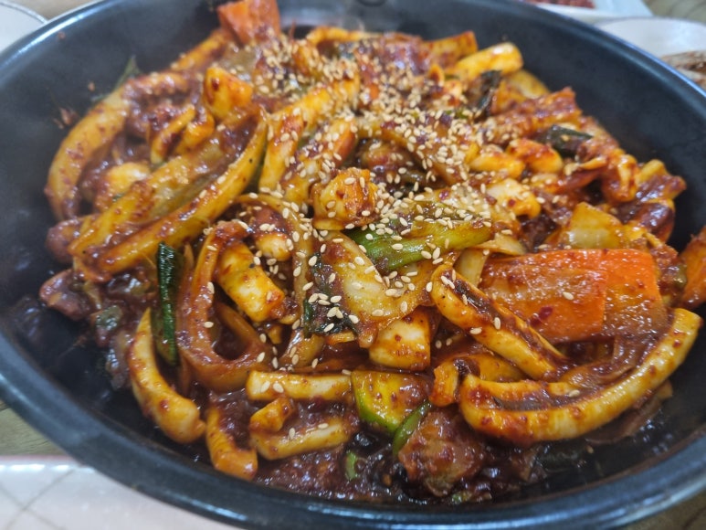 정다운칼만두 이미지