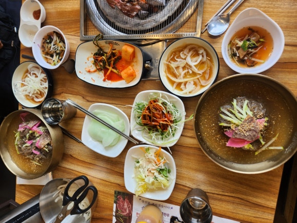 밤새먹소 이미지