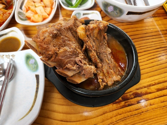 원조 뼈다귀 해장국 이미지