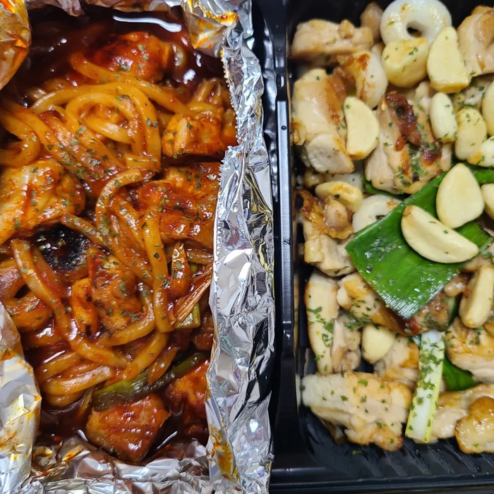 기영이숯불두마리치킨 이미지