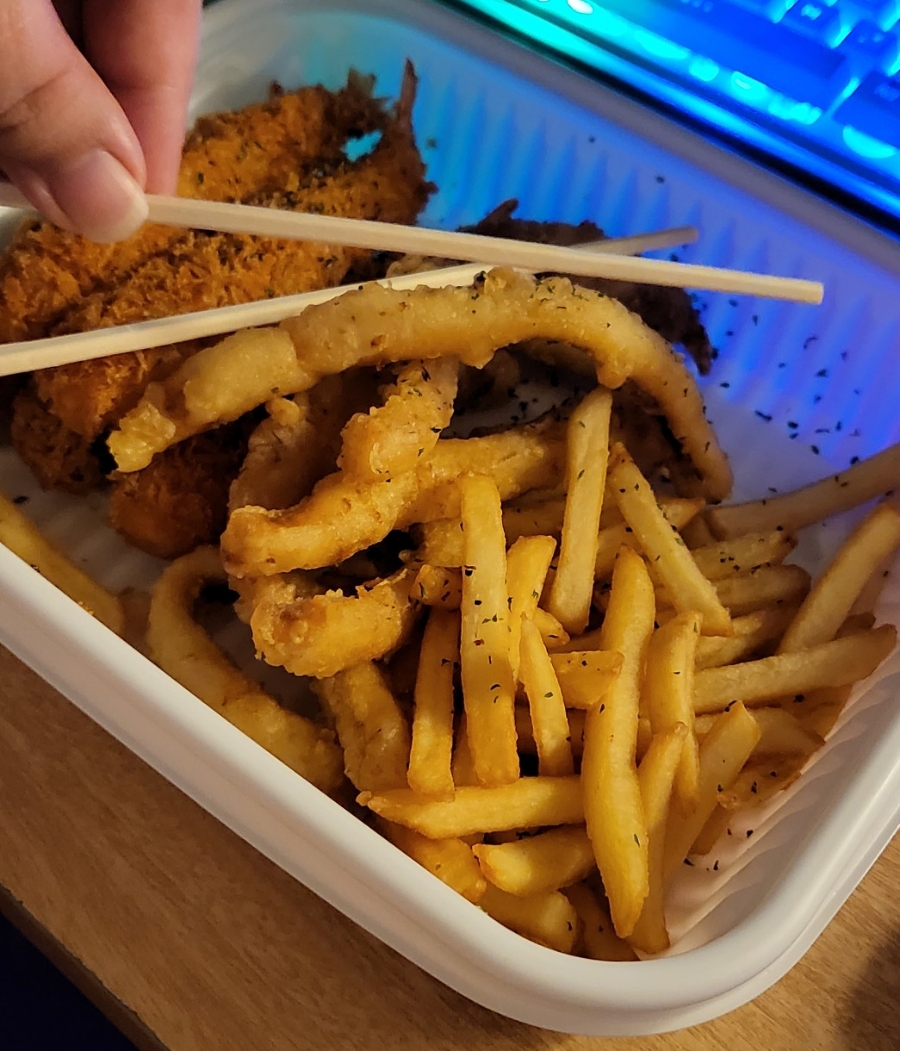 궁떡이땡기닭 이미지