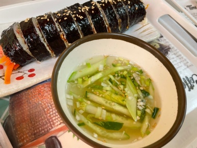 코알라김밥 이미지