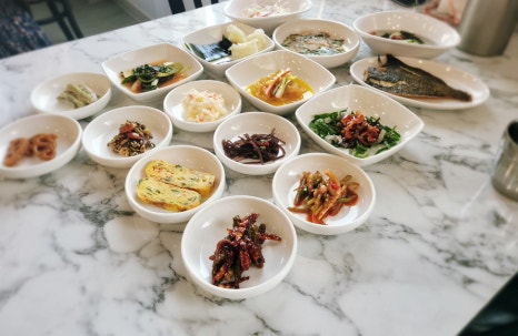 윤슬 한상차림 이미지