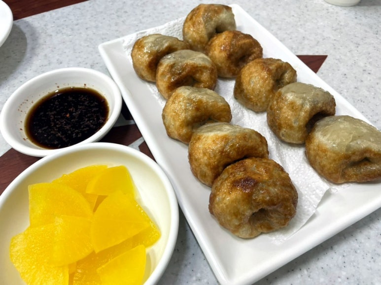 고바우만두손만두 이미지