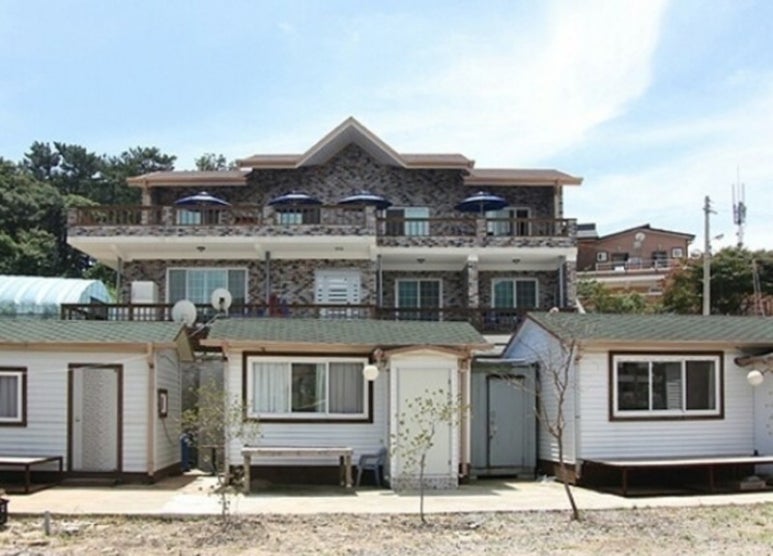 K민박 이미지