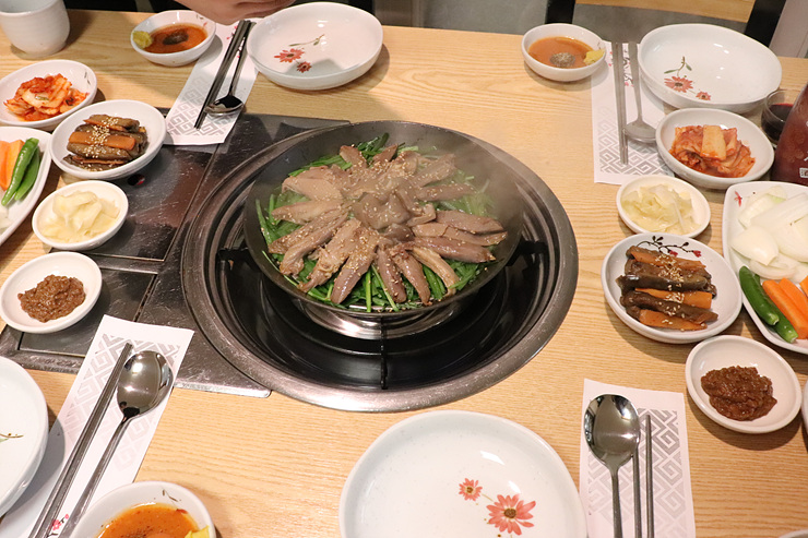 감악산흑염소 이미지