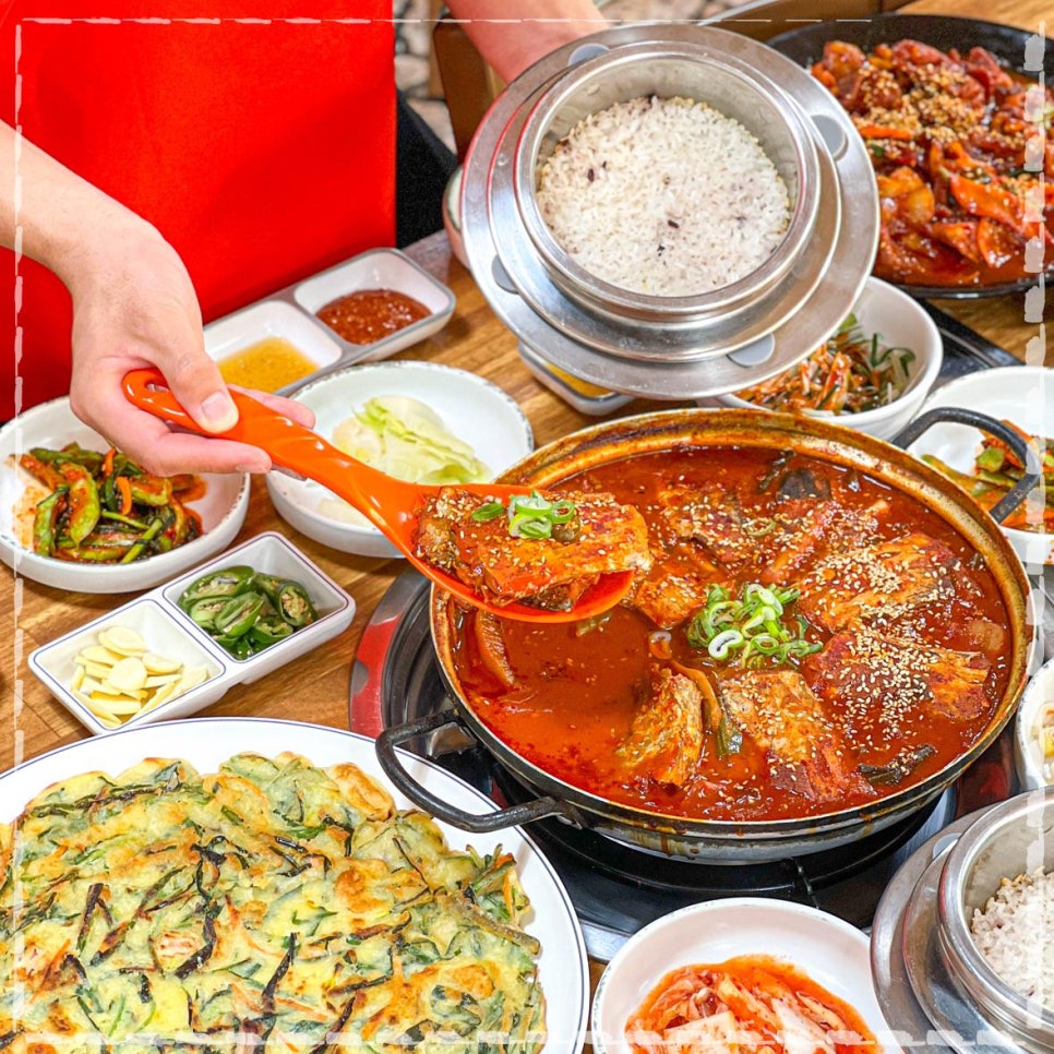 유명생선찌개 이미지