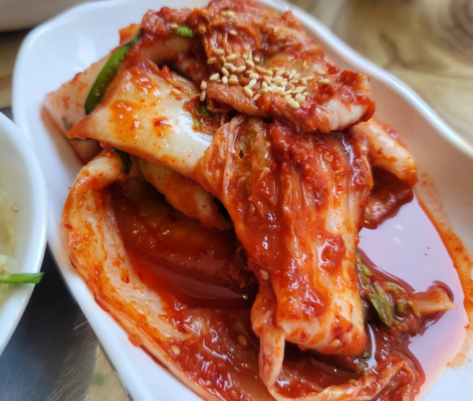 산능이네능이버섯백숙 이미지