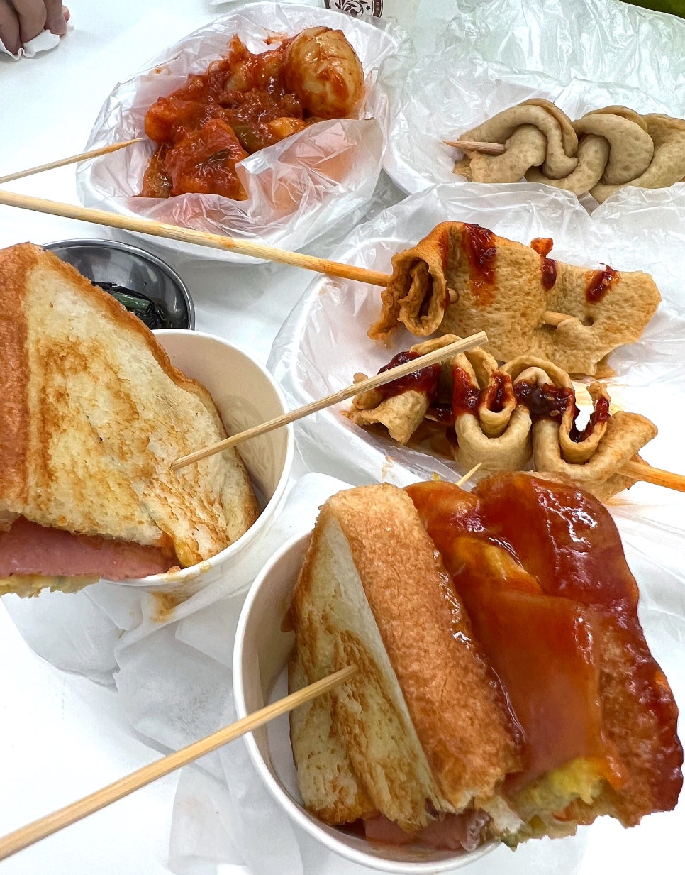 꿀꿀토스트 이미지