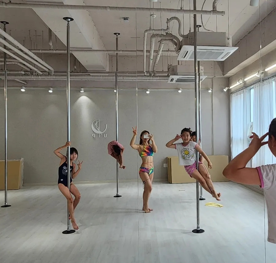 유피댄스아카데미 이미지