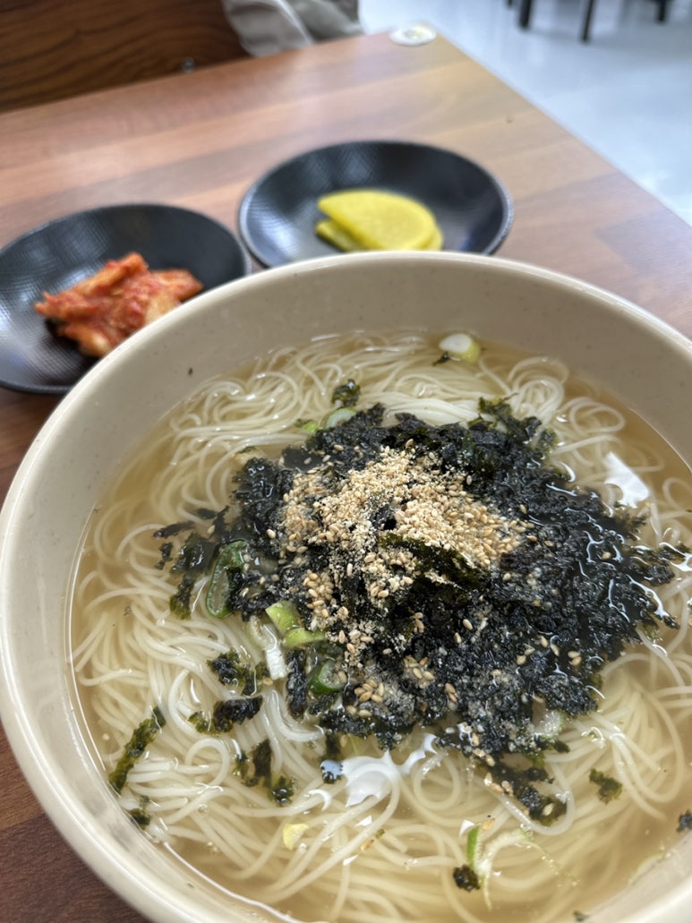 송가네잔치국수 이미지