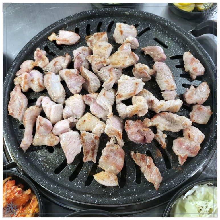 골목뒷고기 이미지