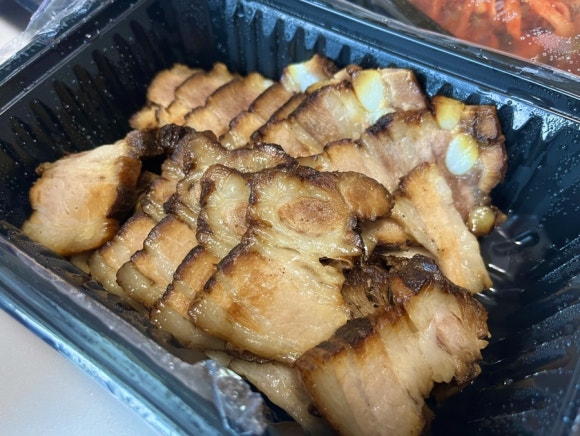 옛집왕족발검댕이보쌈막국수 이미지