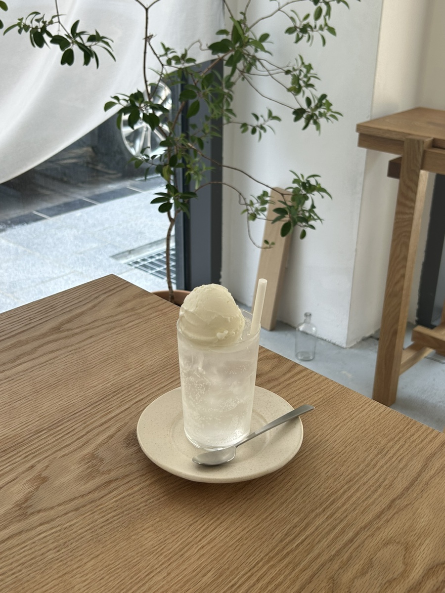 플로트커피 이미지
