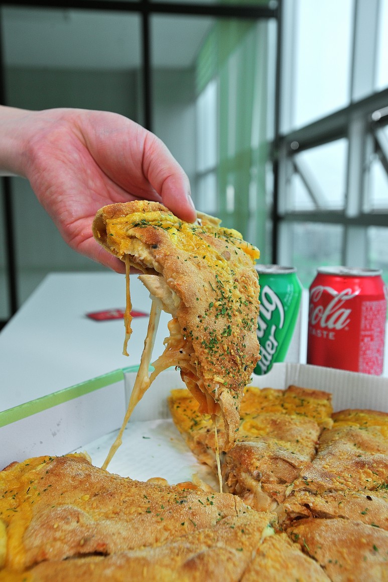 청년피자 홍성점 사진 2