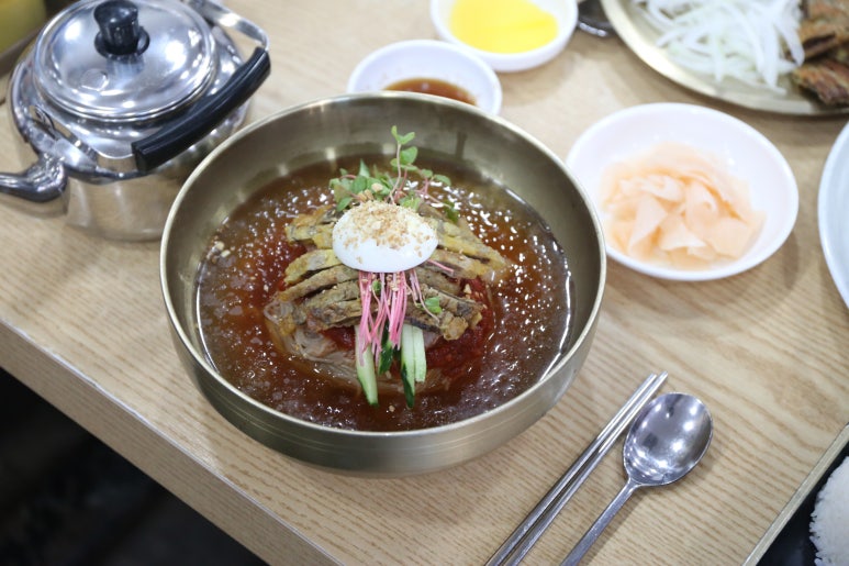 진주육전밀면 이미지