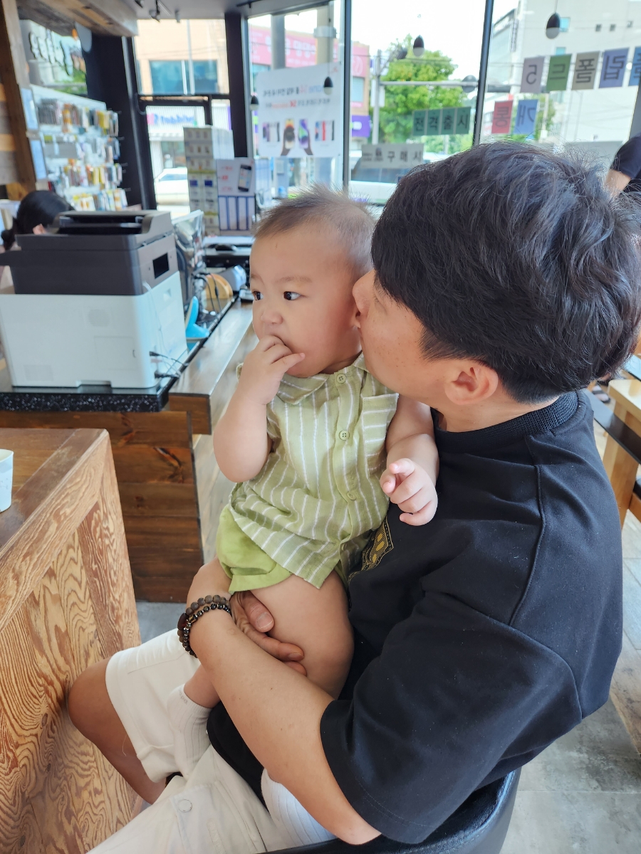 동네오빠폰가게 이미지