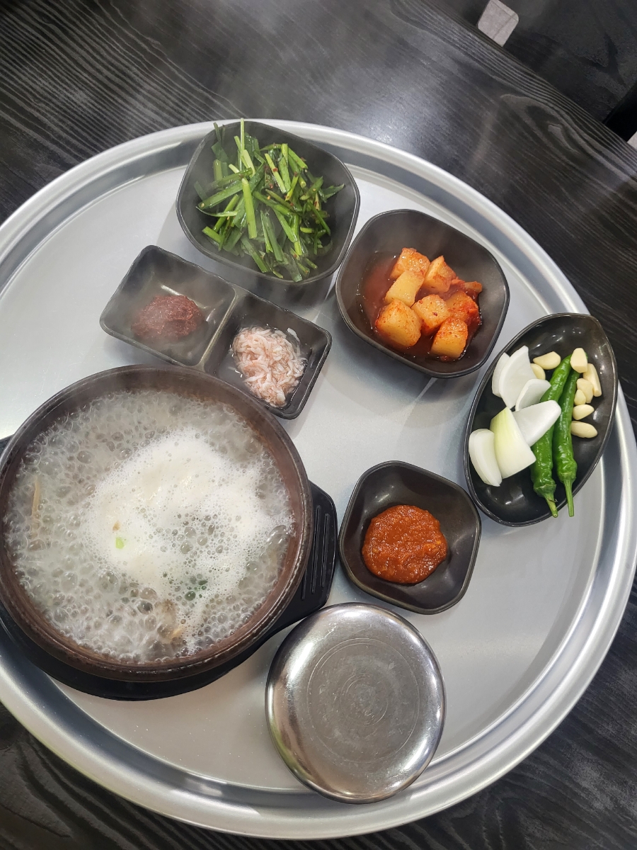 일품돼지국밥 대명계대점 이미지