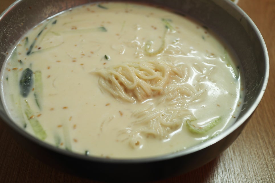 어머나!손칼국수 이미지