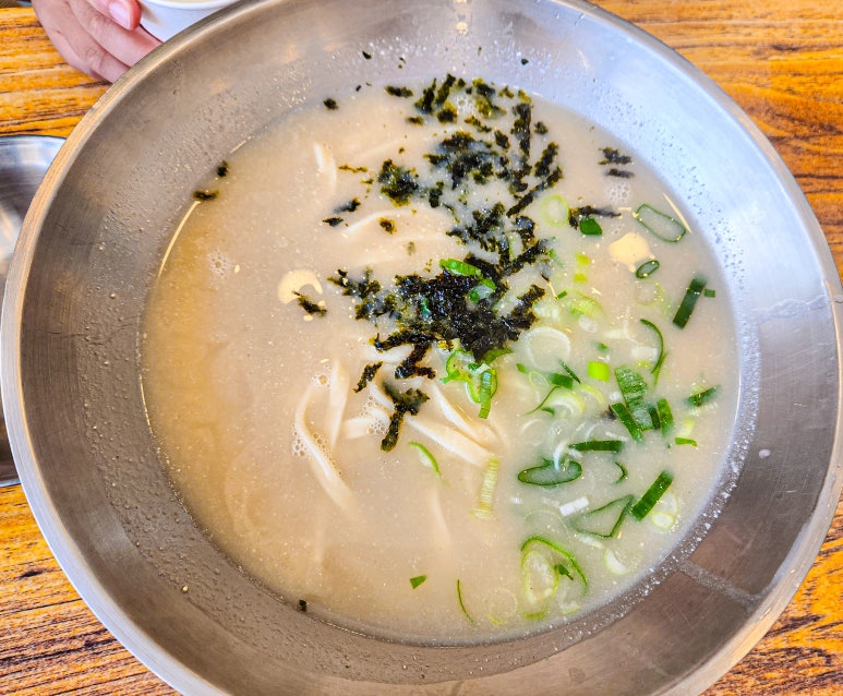 언양닭칼국수양산덕계점 이미지