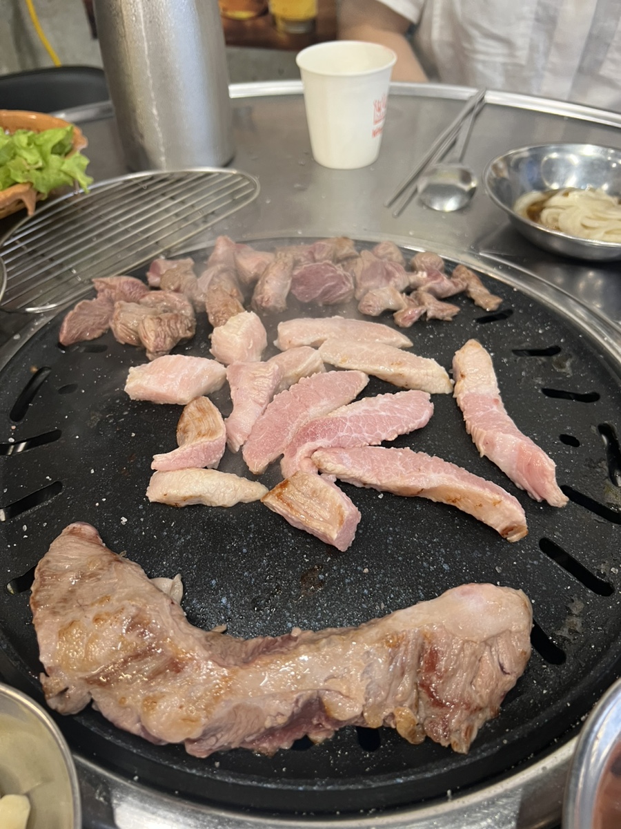 육곳간 이미지