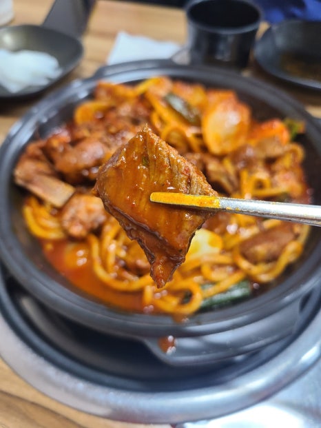 돼지우동 이미지