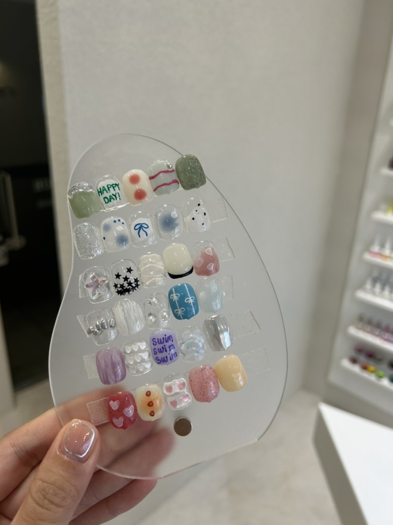오몽네일 이미지