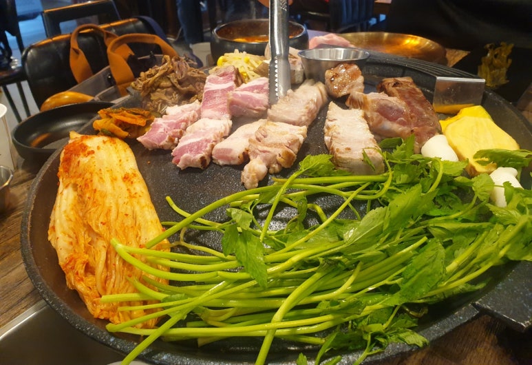 향돈 이미지