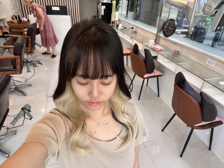 살롱J마드리 이미지