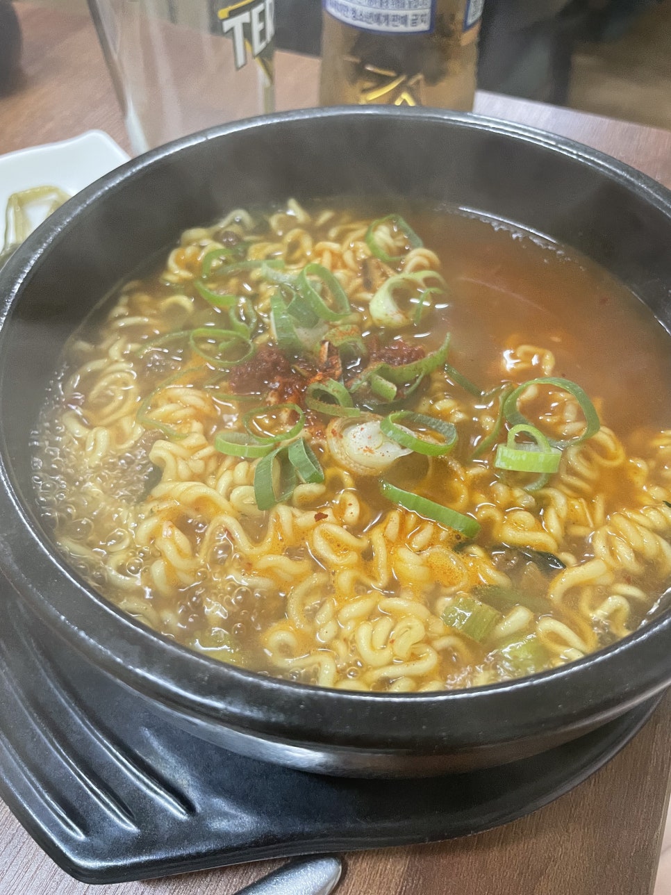 할매숯골냉면 이미지