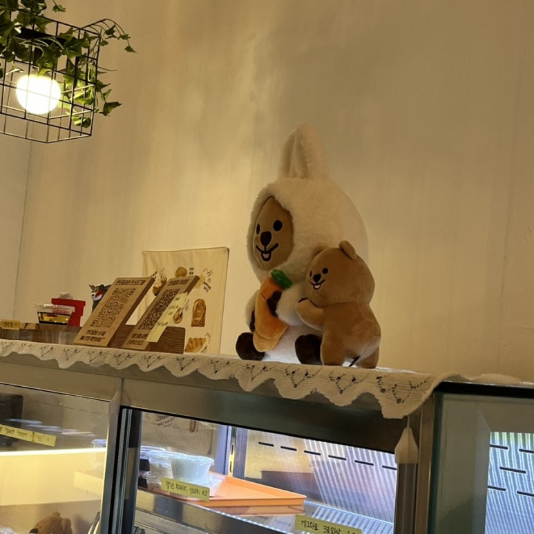 딴짓 제과점 이미지
