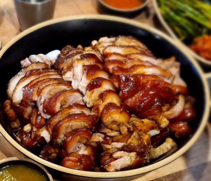 윤족발 이미지