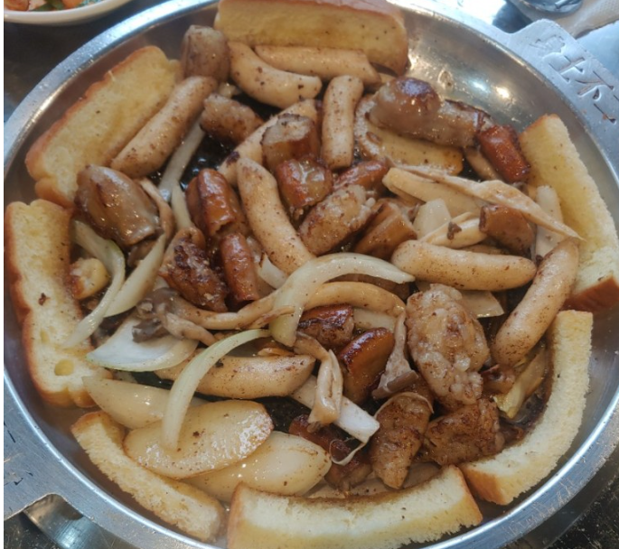 심쿵돌곱창 이미지