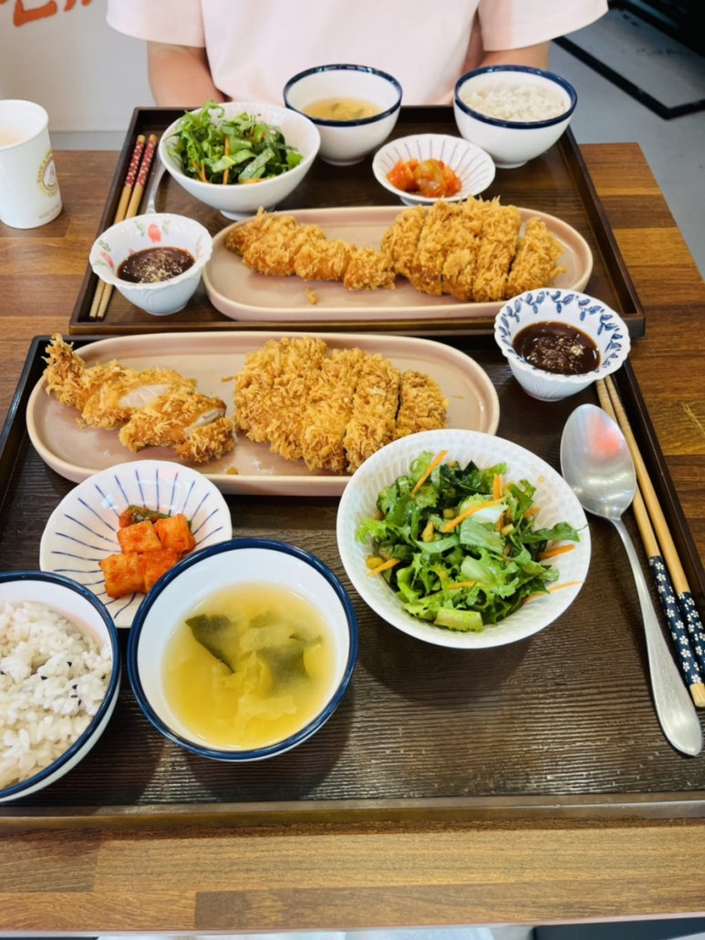 명작돈까스 이미지
