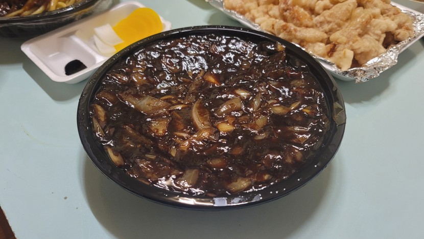신난향꿀짜장 이미지