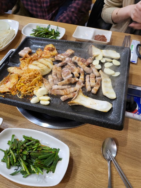 삼육오 고깃집 이미지