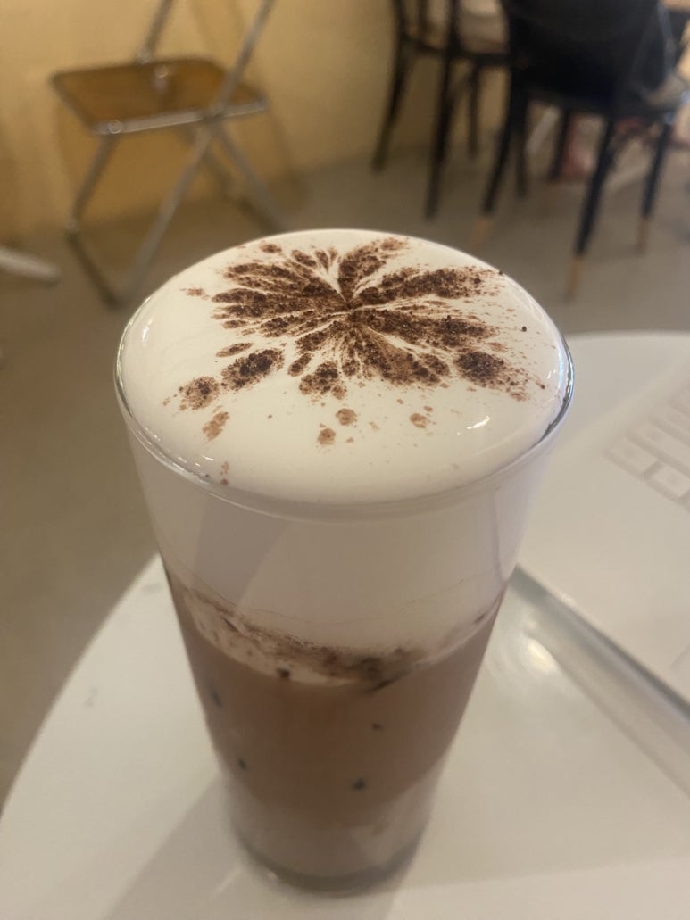 펠롱커피 이미지