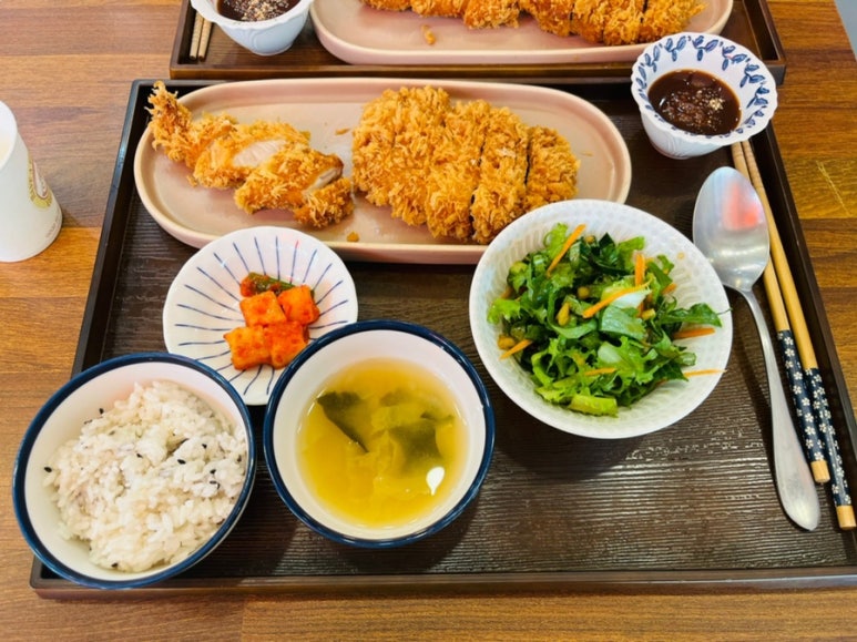 명작돈까스 이미지