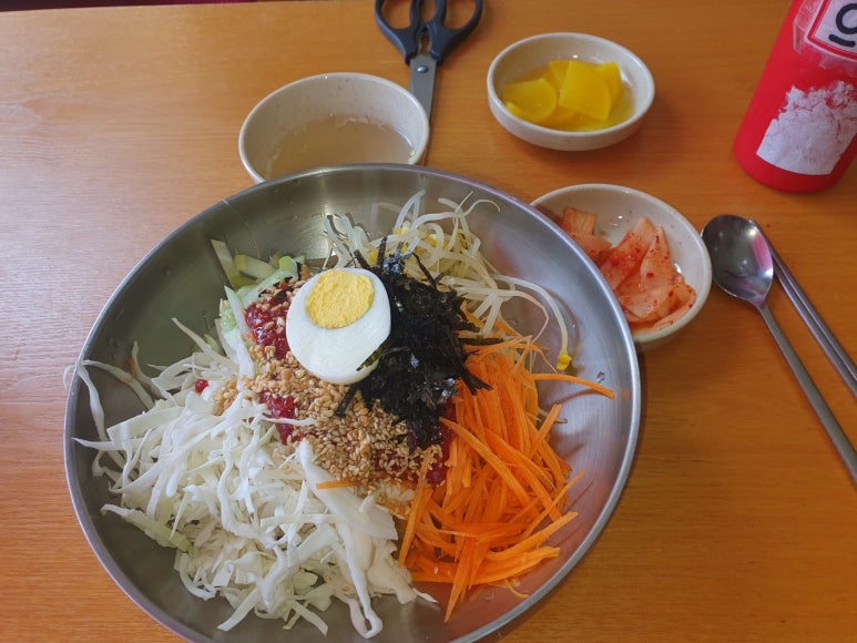 주먹쫄면 이미지