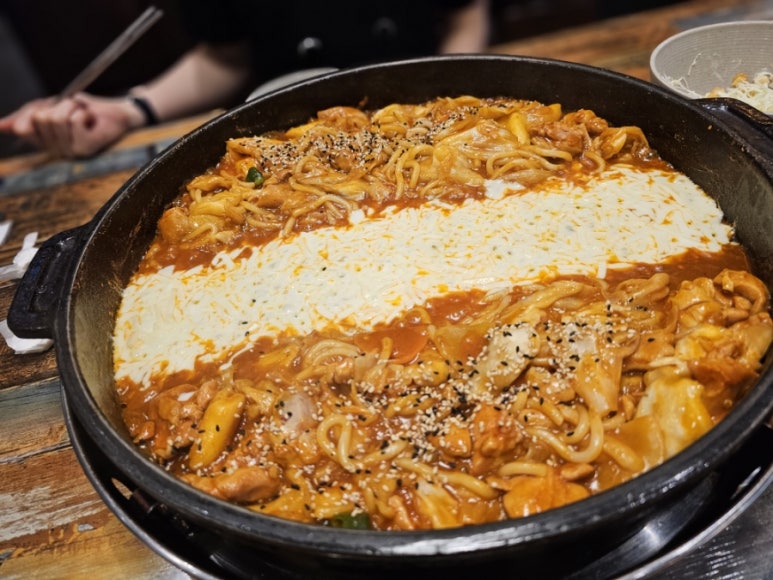 고수닭갈비AK&기흥 이미지