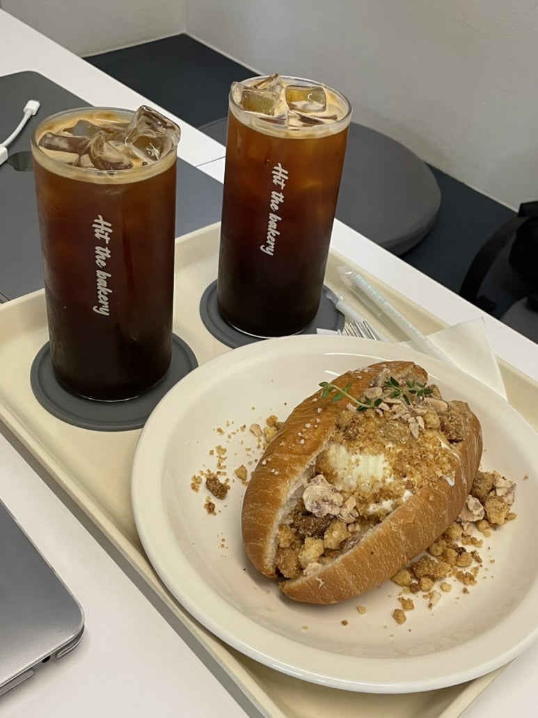 힛더커피 이미지